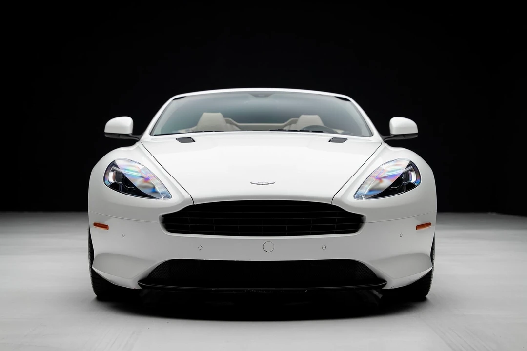 2016 Aston Martin DB9 - Image 9 of 12