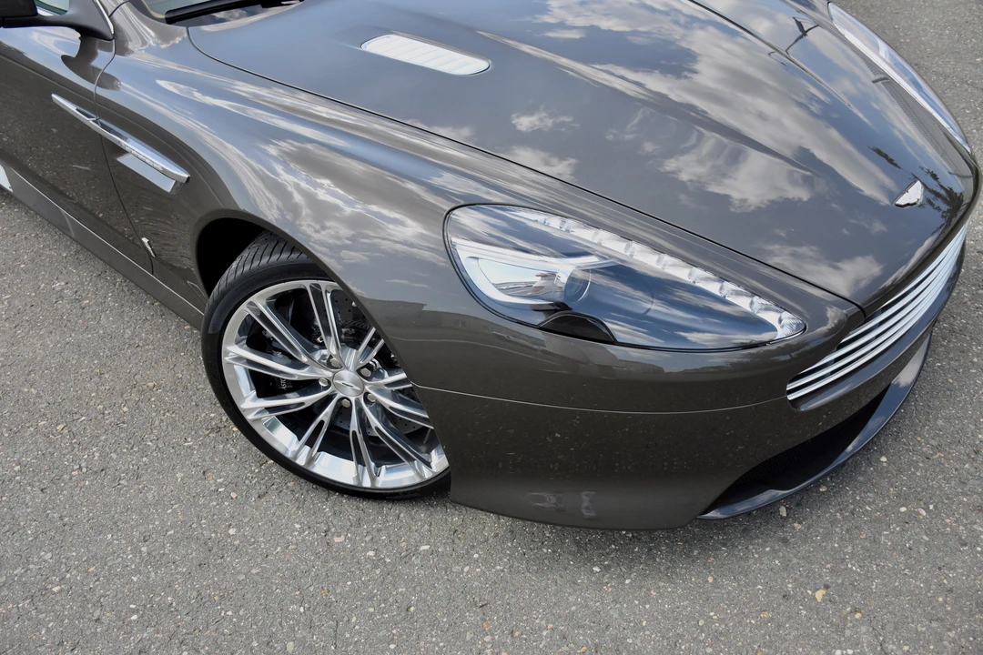 2017 Aston Martin DB9 - Image 30 of 31