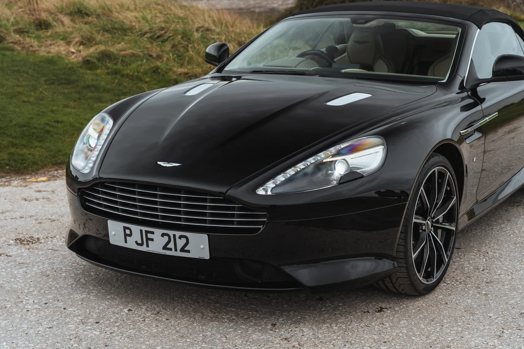 2016 Aston Martin DB9 - Image 11 of 31