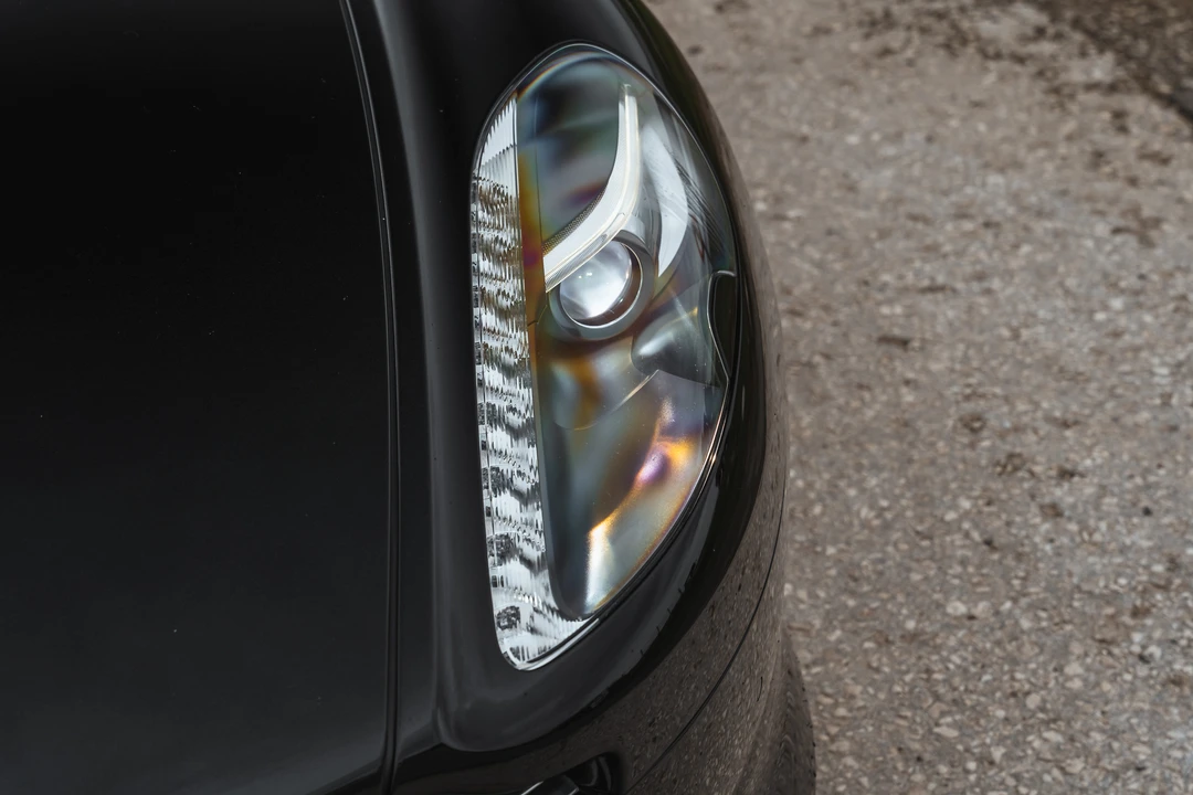 2016 Aston Martin DB9 - Image 15 of 31