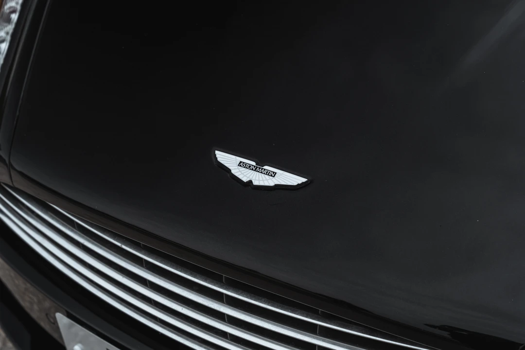 2016 Aston Martin DB9 - Image 18 of 31
