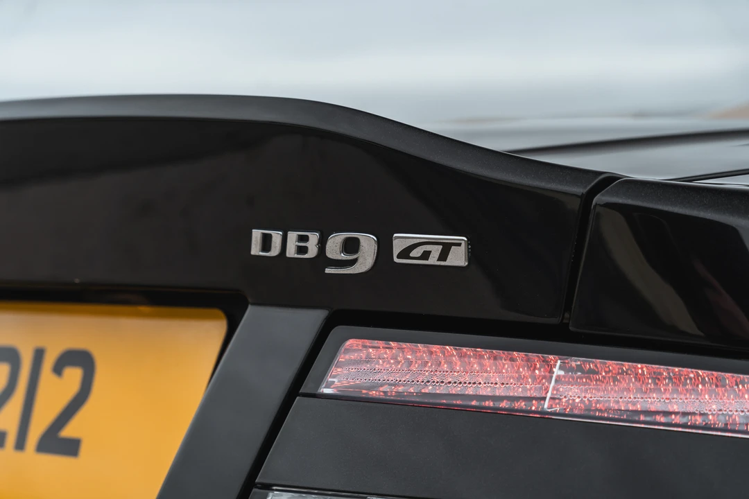 2016 Aston Martin DB9 - Image 23 of 31