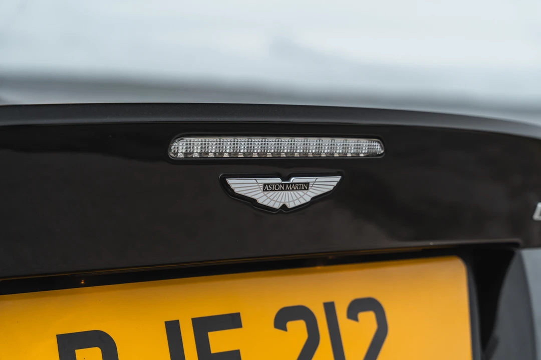 2016 Aston Martin DB9 - Image 26 of 31