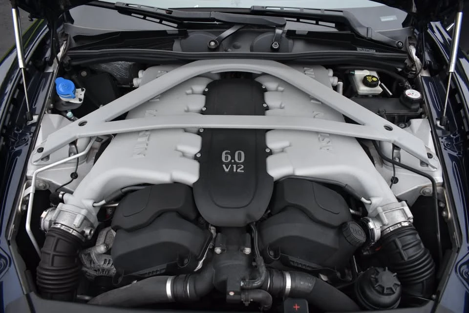 2016 Aston Martin DB9 - Image 17 of 20