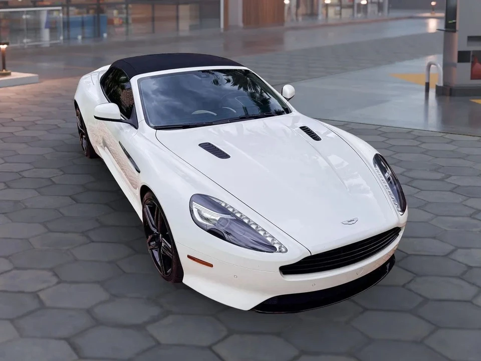 2016 Aston Martin DB9 - Image 5 of 21