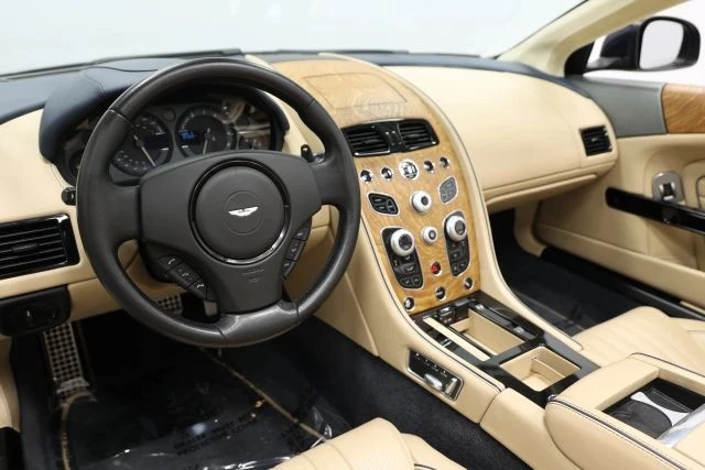 2016 Aston Martin DB9 - Image 2 of 12