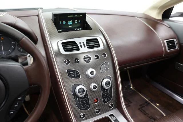 2016 Aston Martin DB9 - Image 29 of 31