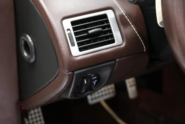 2016 Aston Martin DB9 - Image 22 of 31