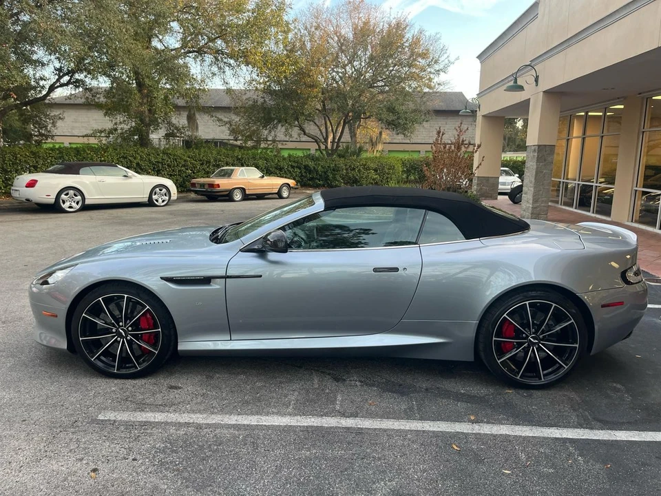 2016 Aston Martin DB9 - Image 26 of 31