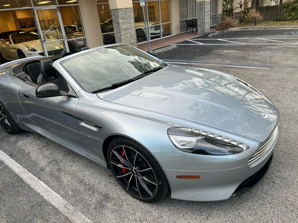 2016 Aston Martin DB9 - Image 2 of 12