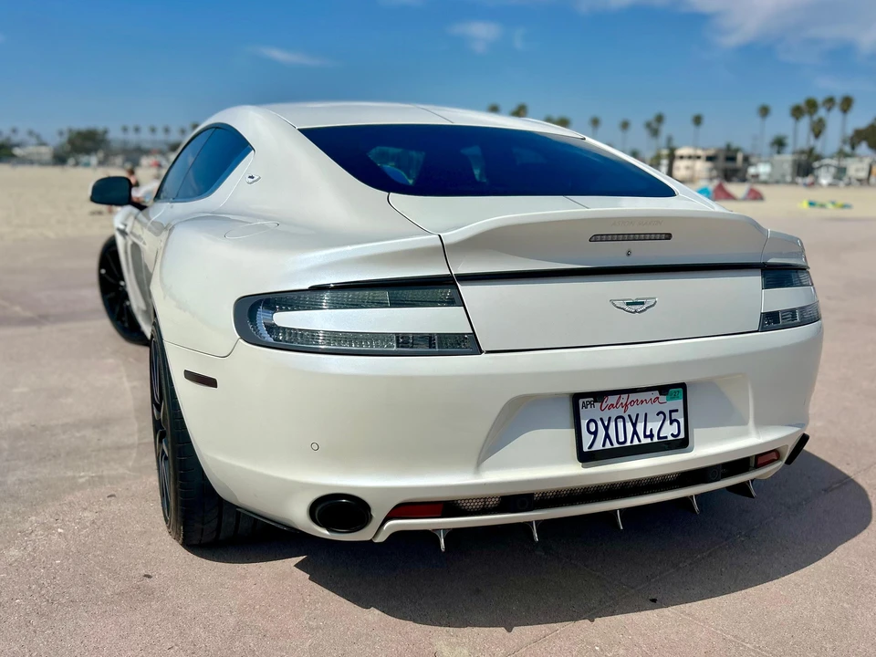 2016 Aston Martin Rapide - Image 18 of 31