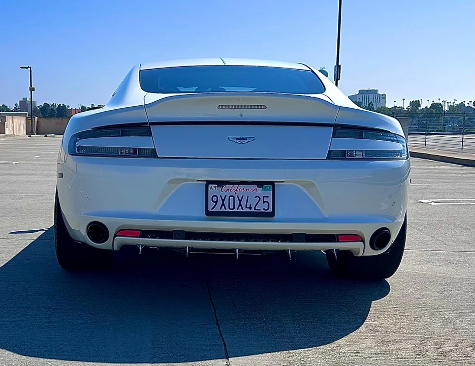 2016 Aston Martin Rapide - Image 22 of 31