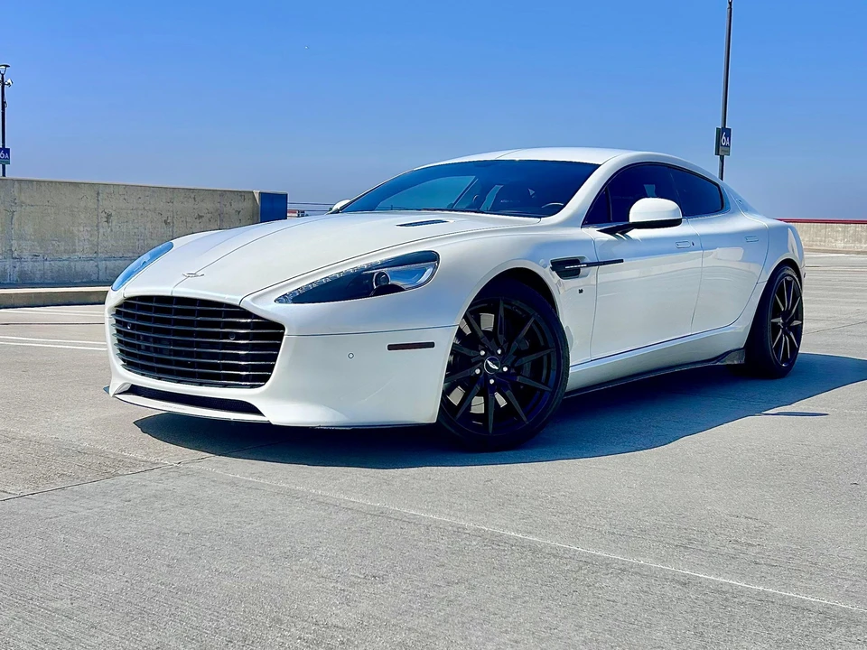 2016 Aston Martin Rapide - Image 11 of 31