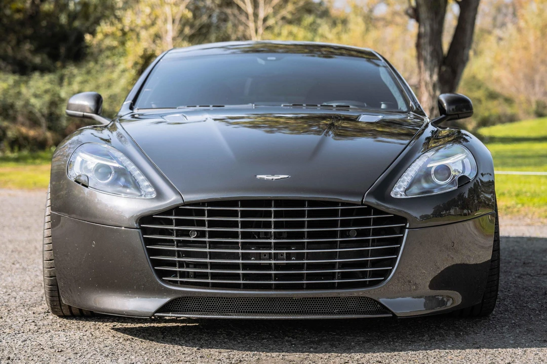 2016 Aston Martin Rapide - Image 2 of 31