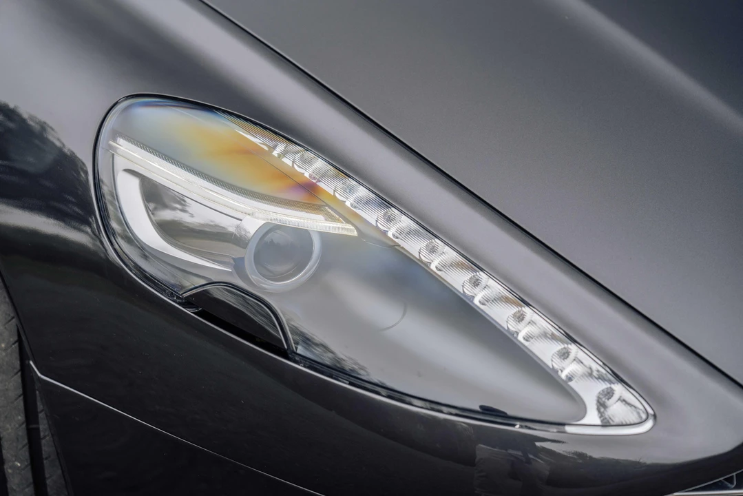 2016 Aston Martin Rapide - Image 24 of 31