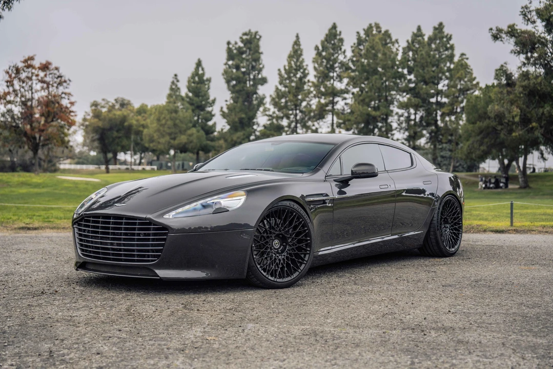 2016 Aston Martin Rapide - Image 12 of 31