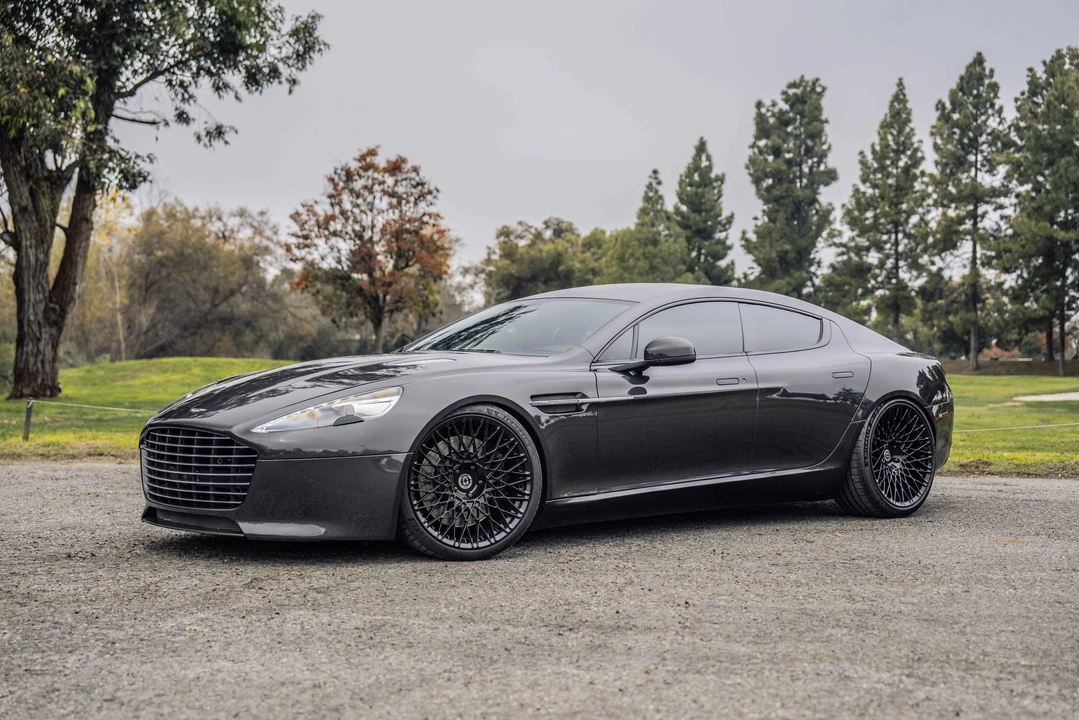 2016 Aston Martin Rapide - Image 14 of 31