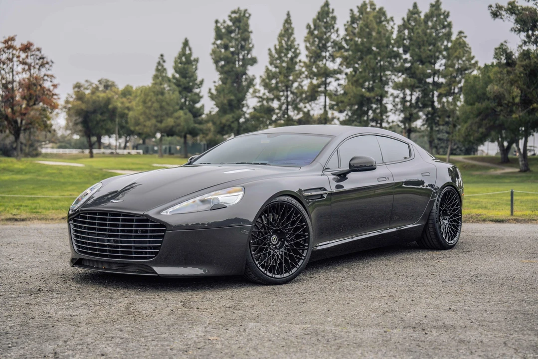 2016 Aston Martin Rapide - Image 11 of 31