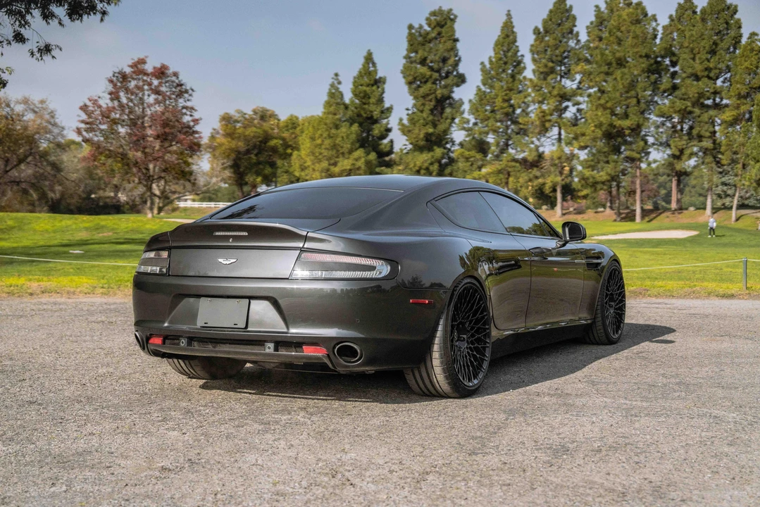 2016 Aston Martin Rapide - Image 18 of 31