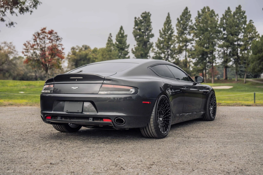 2016 Aston Martin Rapide - Image 19 of 31