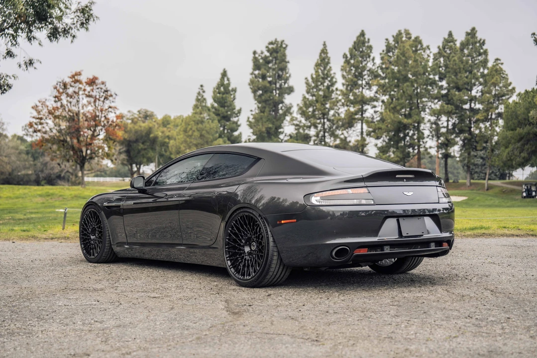 2016 Aston Martin Rapide - Image 16 of 31