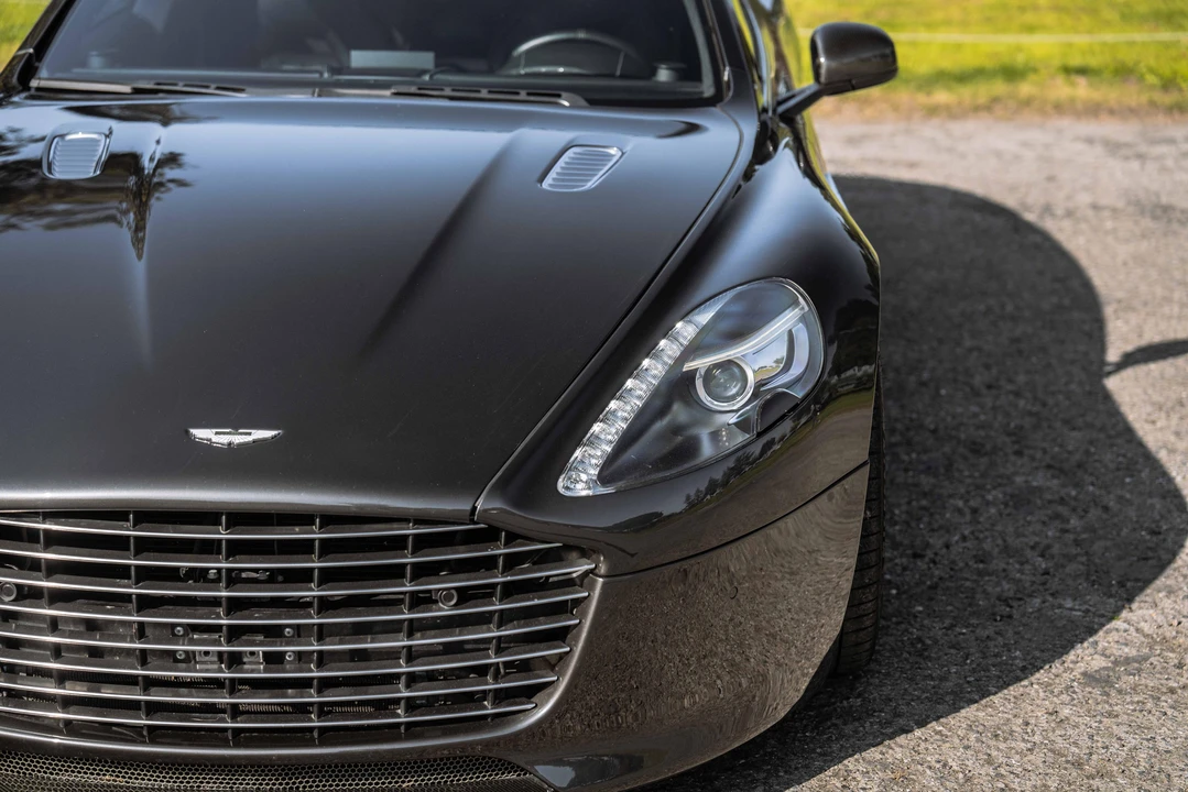 2016 Aston Martin Rapide - Image 30 of 31
