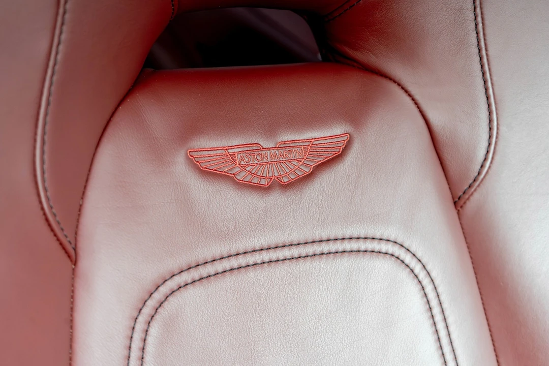 2016 Aston Martin Rapide - Image 27 of 31
