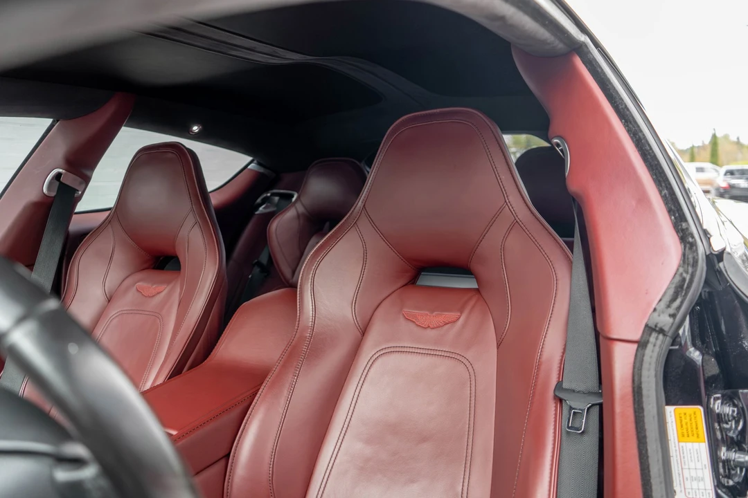 2016 Aston Martin Rapide - Image 12 of 31