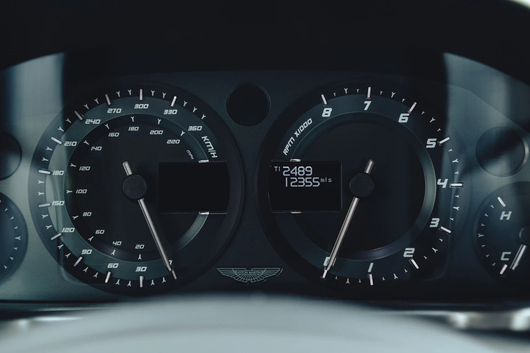 2016 Aston Martin Vanquish 2nd Gen - Image 17 of 31