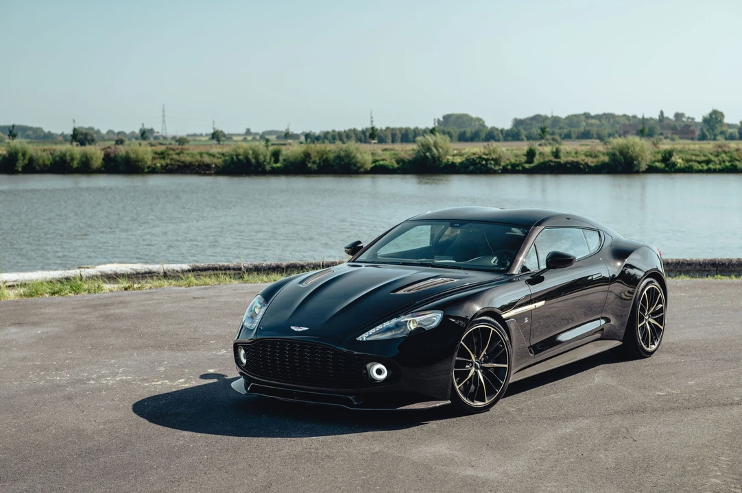 2016 Aston Martin Vanquish 2nd Gen - Image 3 of 31
