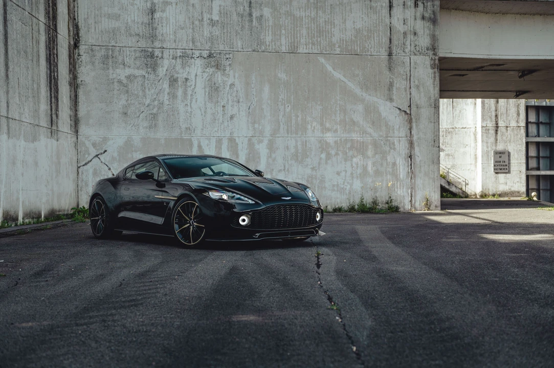 2016 Aston Martin Vanquish 2nd Gen - Image 6 of 31
