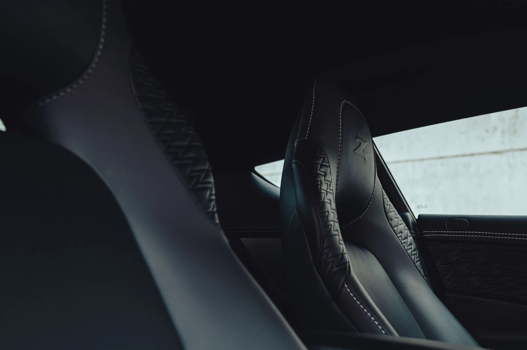 2016 Aston Martin Vanquish 2nd Gen - Image 28 of 31