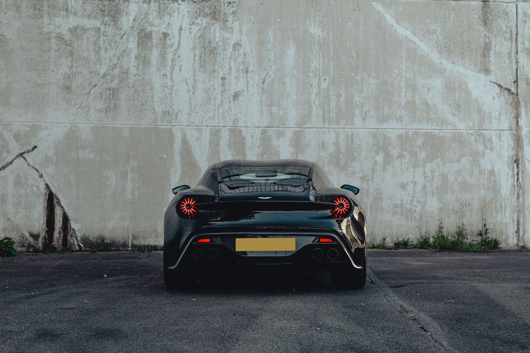 2016 Aston Martin Vanquish 2nd Gen - Image 11 of 31