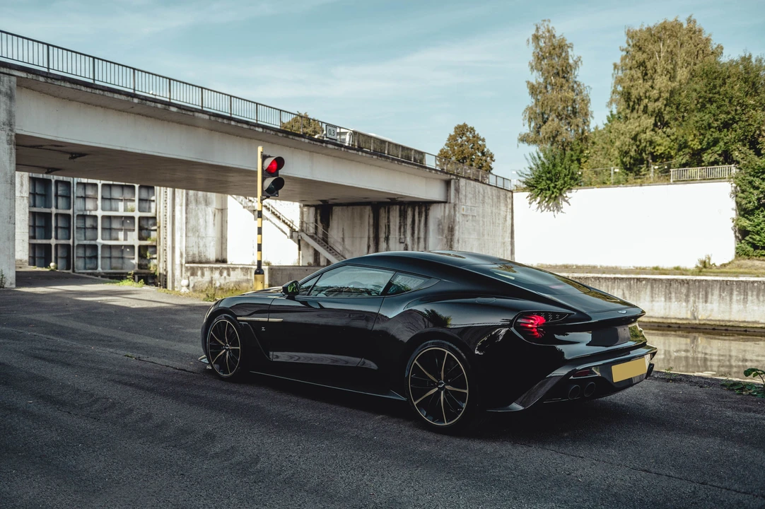 2016 Aston Martin Vanquish 2nd Gen - Image 5 of 31
