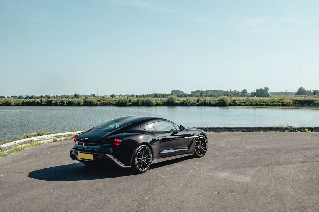 2016 Aston Martin Vanquish 2nd Gen - Image 4 of 31