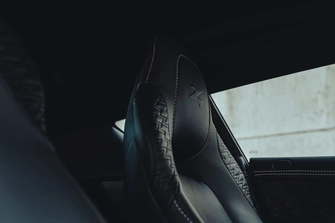 2016 Aston Martin Vanquish 2nd Gen - Image 27 of 31