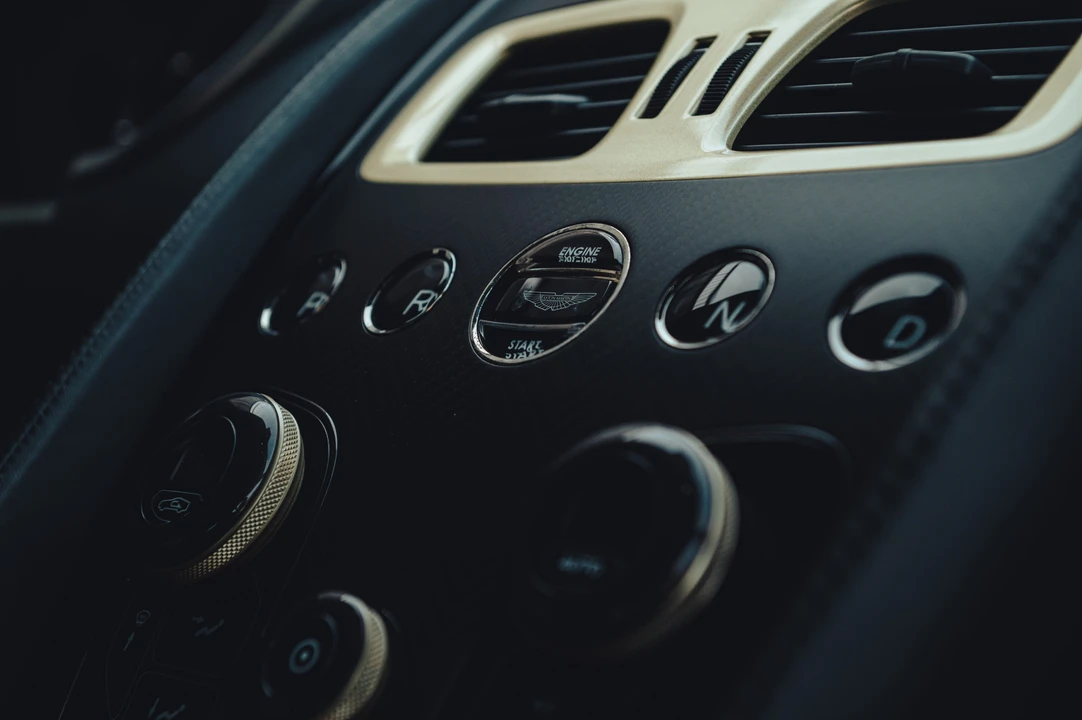2016 Aston Martin Vanquish 2nd Gen - Image 21 of 31
