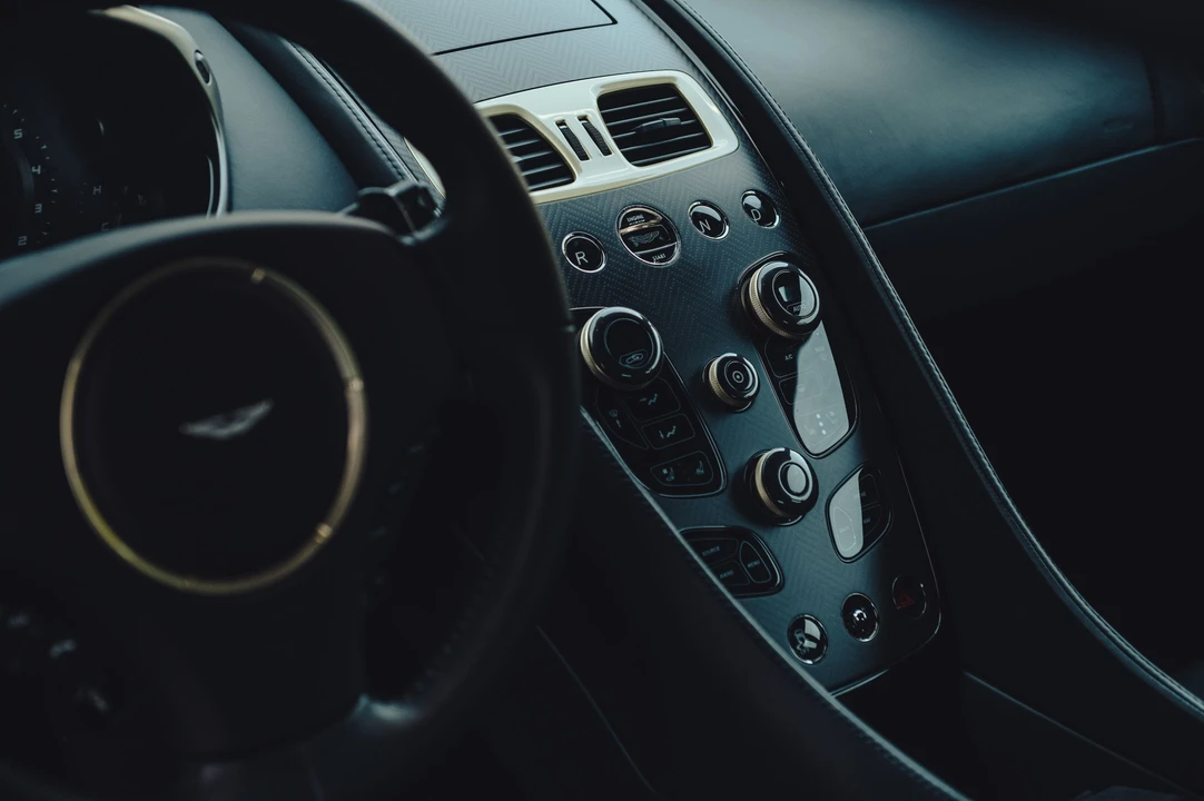 2016 Aston Martin Vanquish 2nd Gen - Image 20 of 31