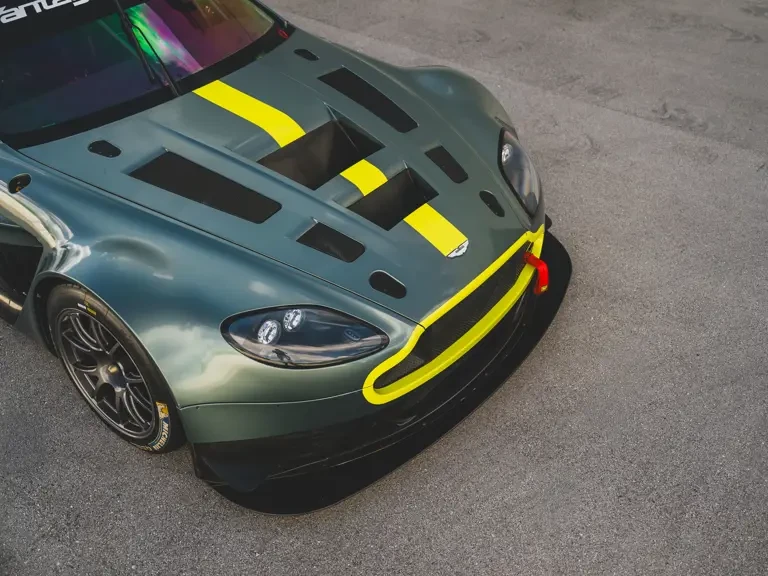 2016 Aston Martin Vantage - Image 8 of 31
