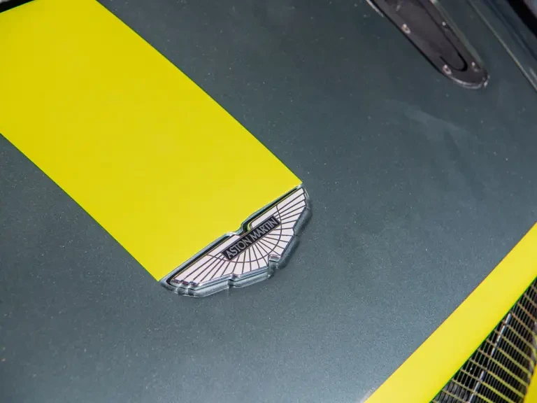 2016 Aston Martin Vantage - Image 16 of 31
