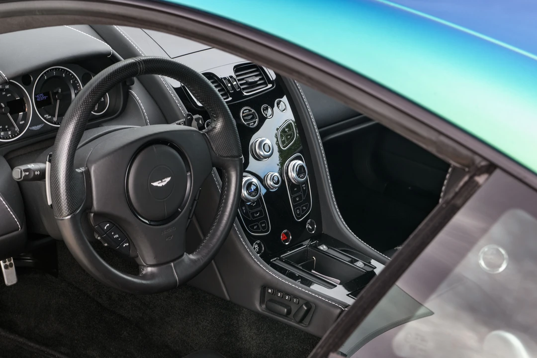2016 Aston Martin V12 Vantage (2010-2018) - Image 7 of 31