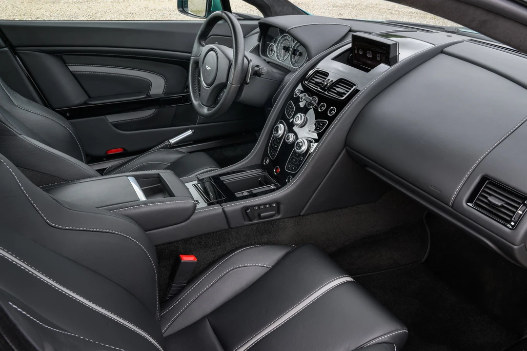 2016 Aston Martin V12 Vantage (2010-2018) - Image 11 of 31