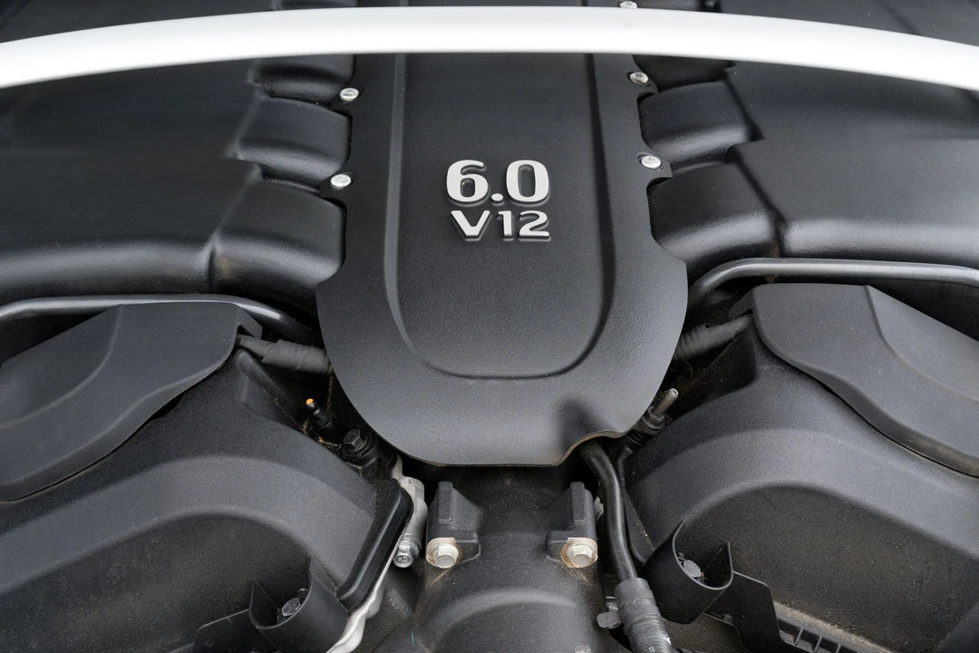 2016 Aston Martin V12 Vantage (2010-2018) - Image 24 of 31