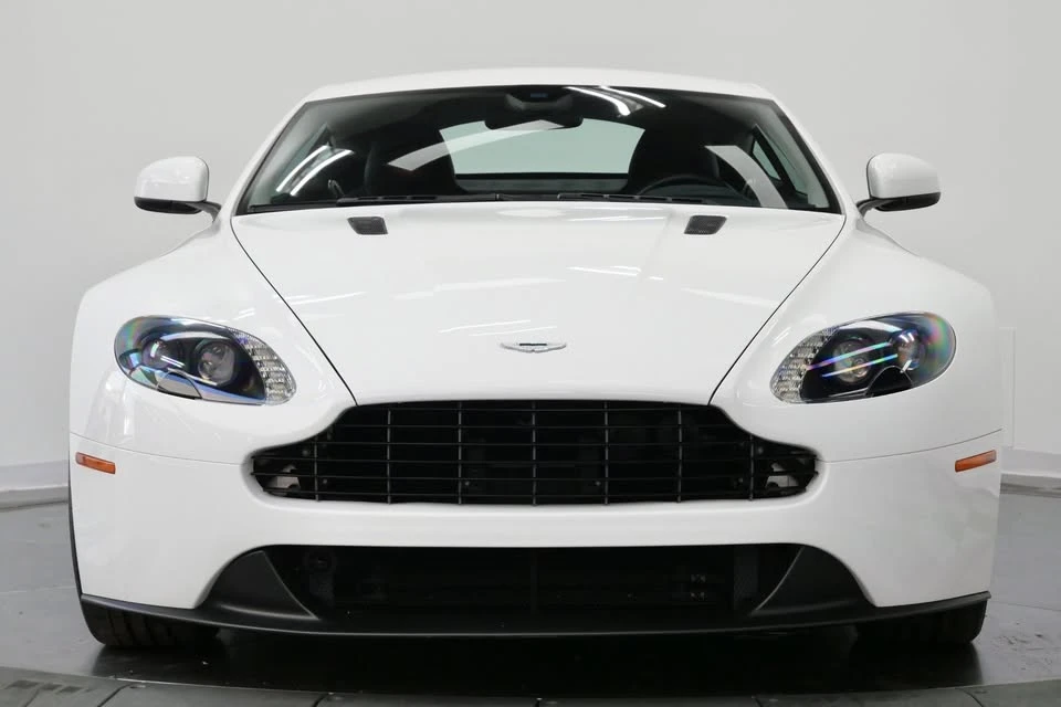 2016 Aston Martin - Image 3 of 15