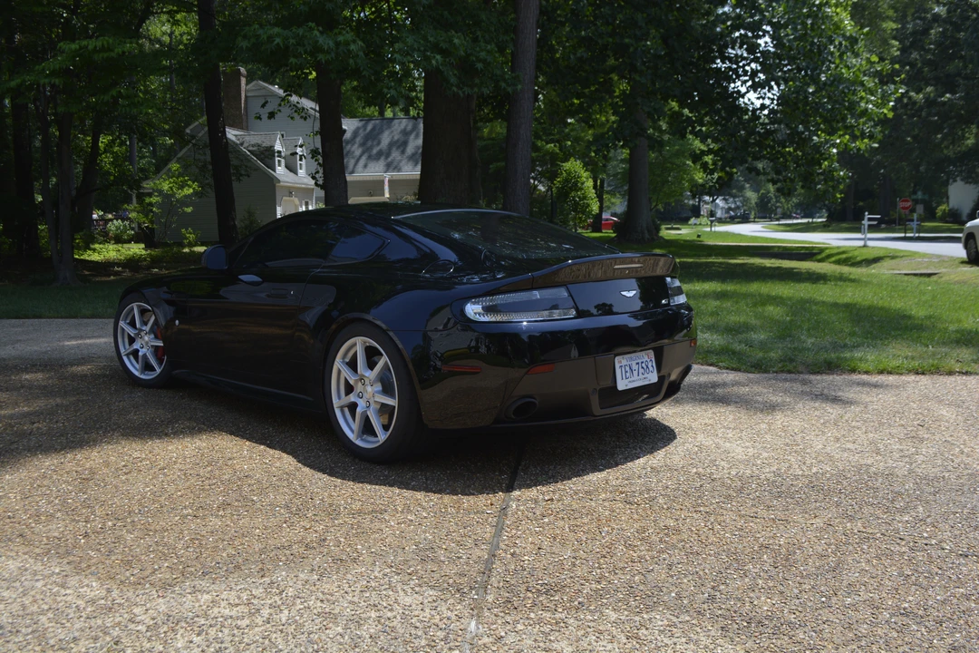 2016 Aston Martin V8 Vantage (2006-2017) - Image 21 of 31