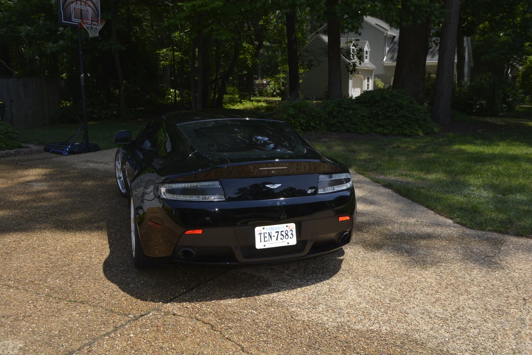 2016 Aston Martin V8 Vantage (2006-2017) - Image 18 of 31