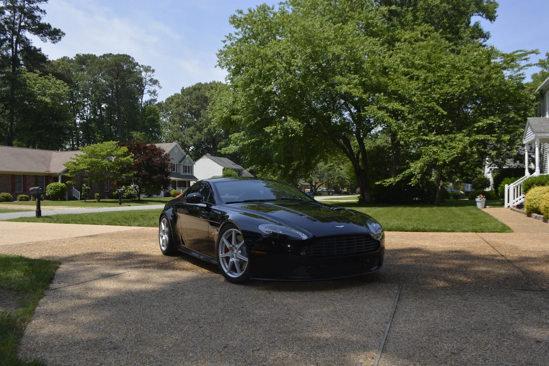2016 Aston Martin V8 Vantage (2006-2017) - Image 8 of 31