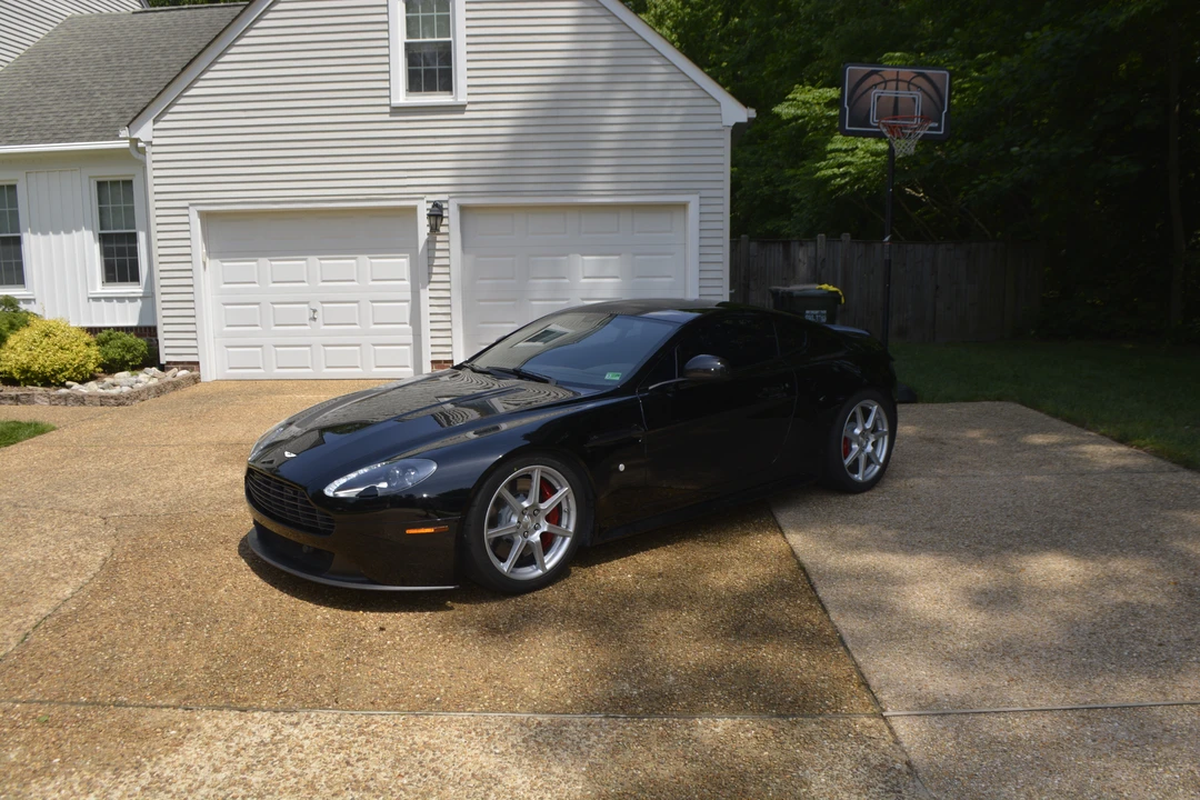 2016 Aston Martin V8 Vantage (2006-2017) - Image 3 of 31