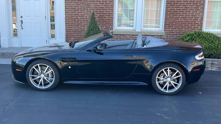 2016 Aston Martin V8 Vantage (2006-2017) - Image 2 of 12