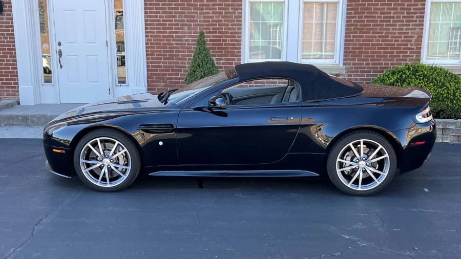 2016 Aston Martin V8 Vantage (2006-2017) - Image 5 of 12